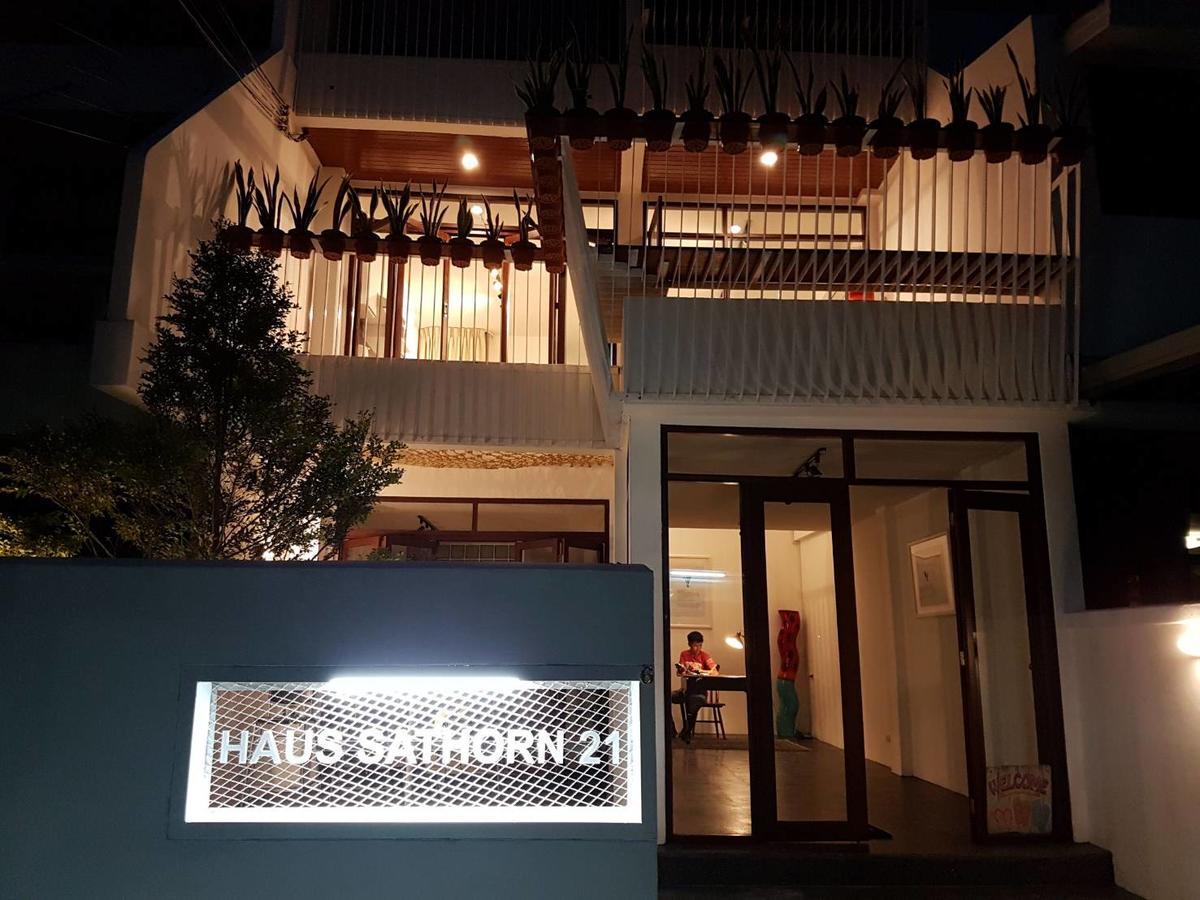 Haus Sathorn 21 Bed And Breakfast Bangkok Dış mekan fotoğraf