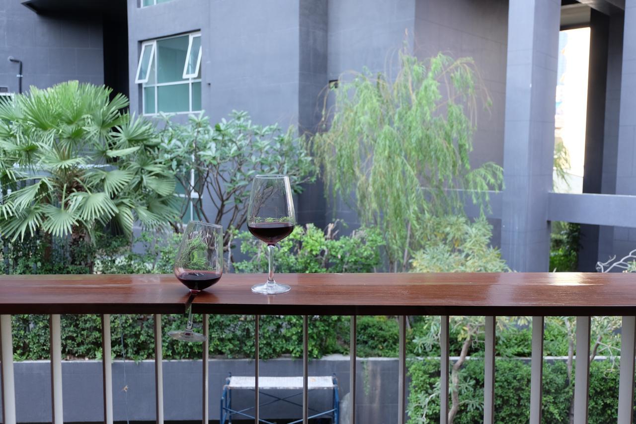Haus Sathorn 21 Bed And Breakfast Bangkok Dış mekan fotoğraf