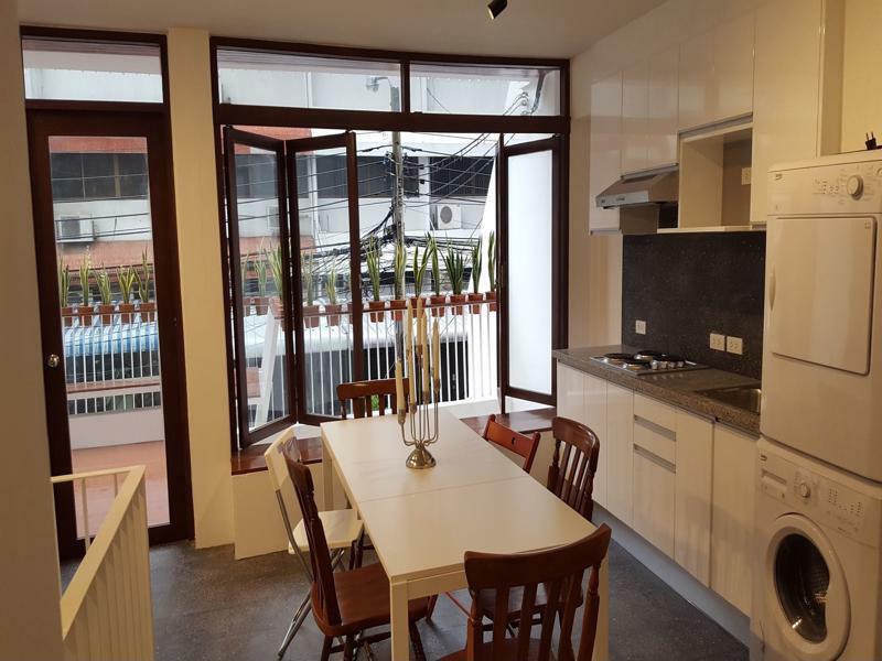 Haus Sathorn 21 Bed And Breakfast Bangkok Dış mekan fotoğraf