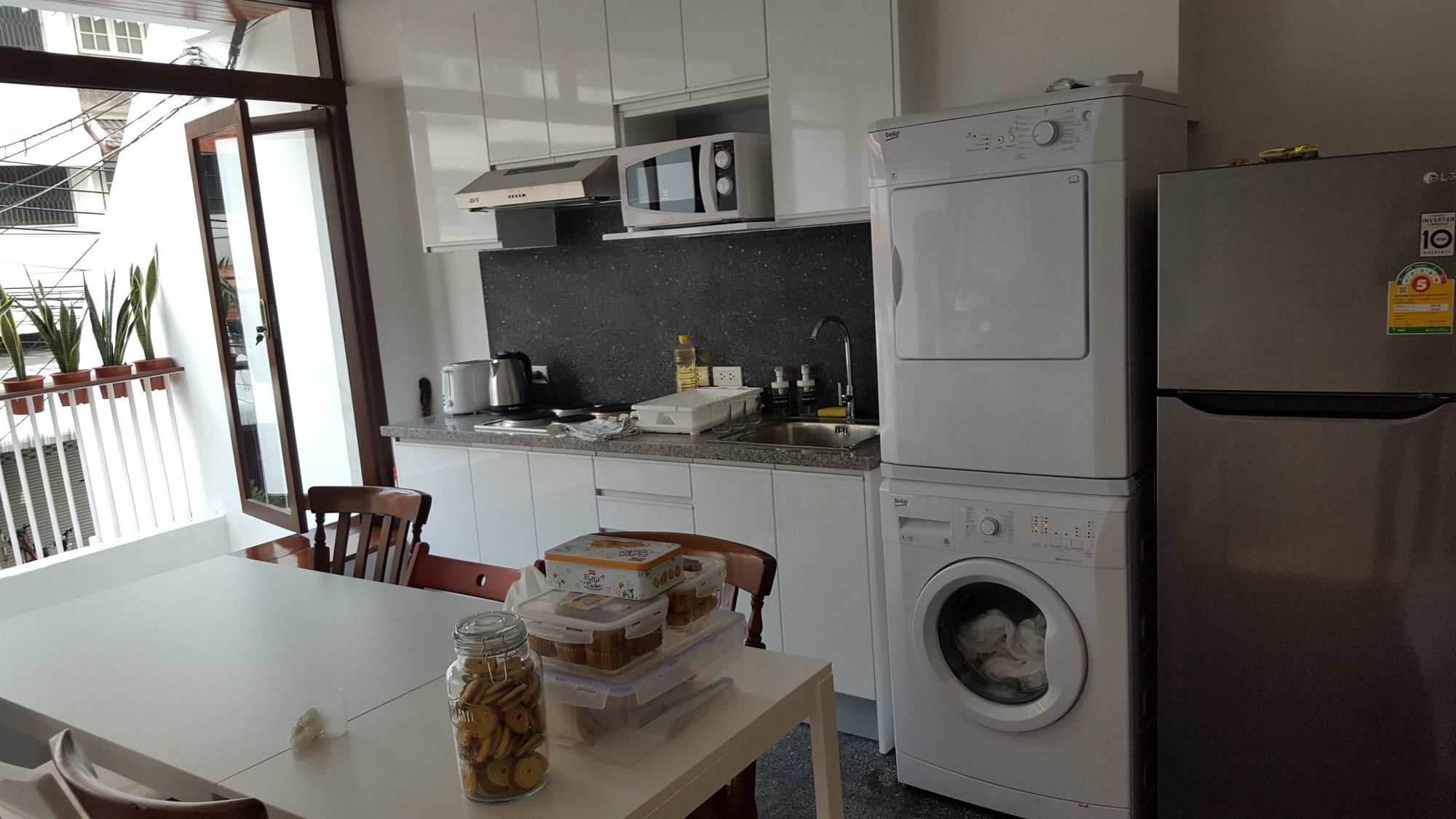 Haus Sathorn 21 Bed And Breakfast Bangkok Dış mekan fotoğraf