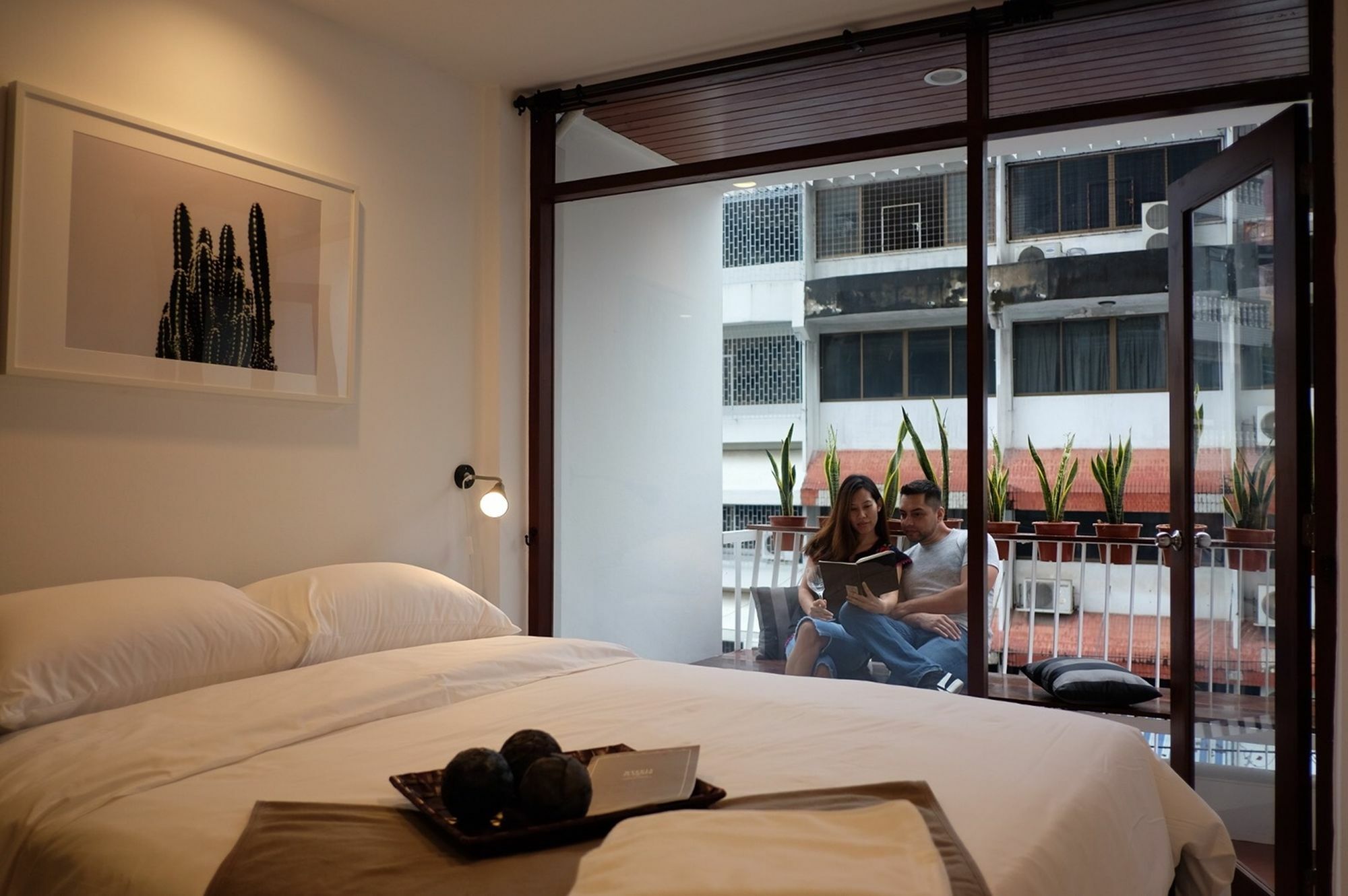 Haus Sathorn 21 Bed And Breakfast Bangkok Dış mekan fotoğraf