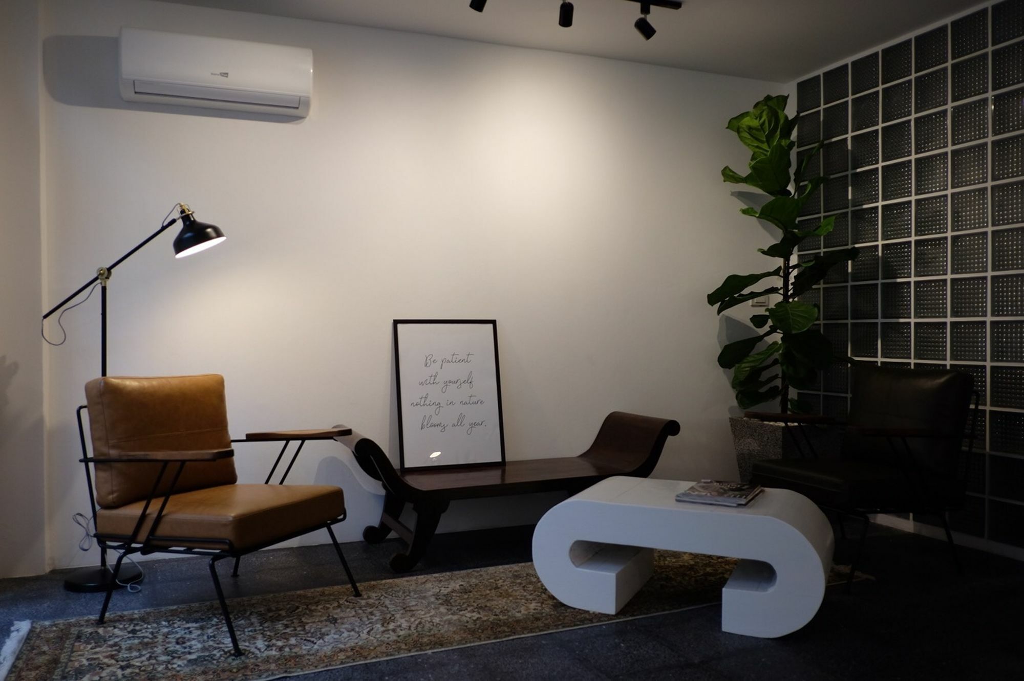Haus Sathorn 21 Bed And Breakfast Bangkok Dış mekan fotoğraf